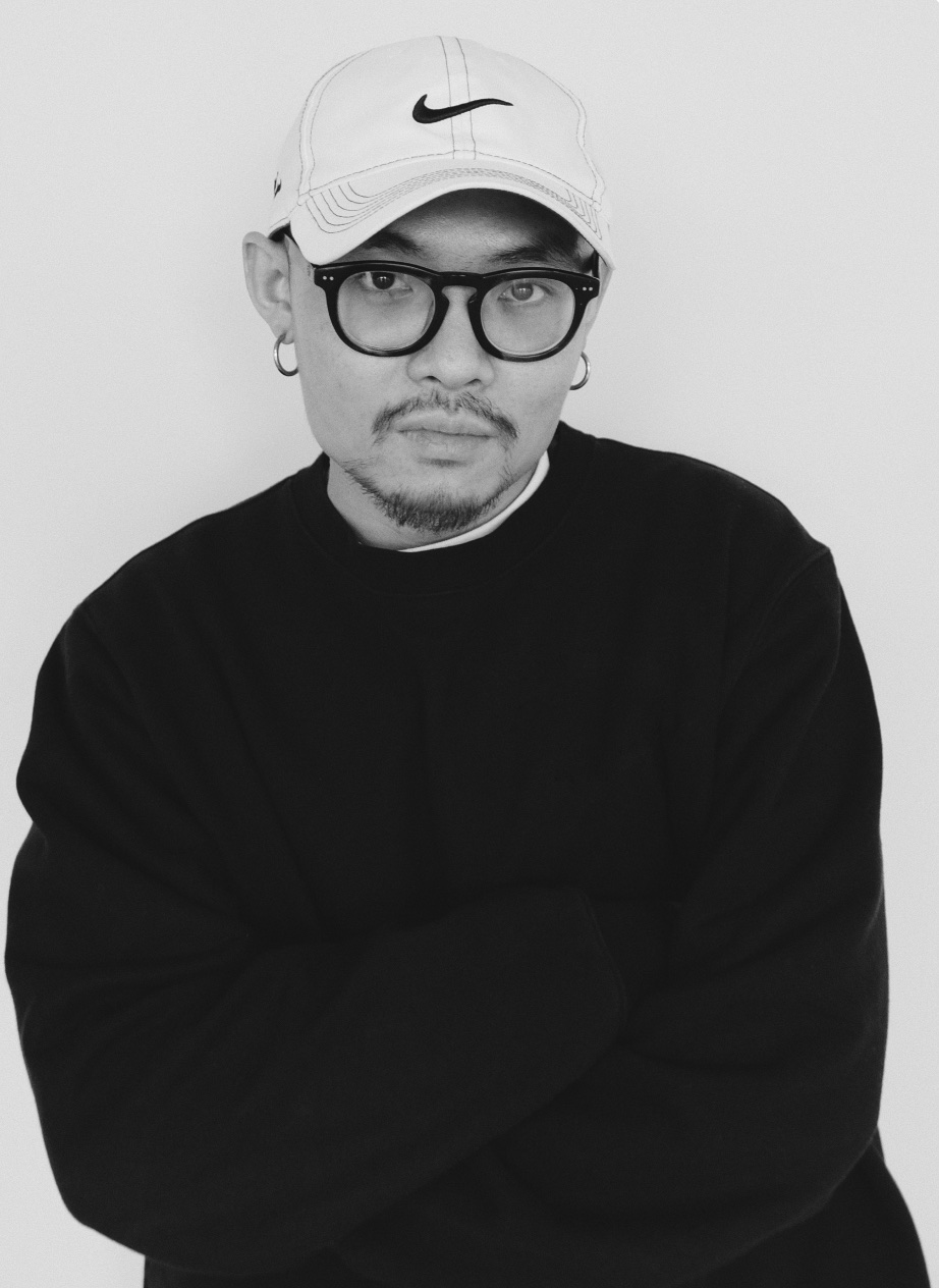 Work or portrait representing GOES